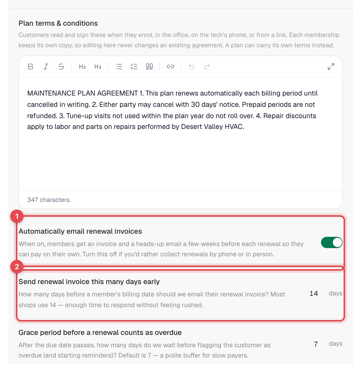 The renewal settings under Settings, Memberships with the Automatically email renewal invoices switch and Send renewal invoice this many days early highlighted